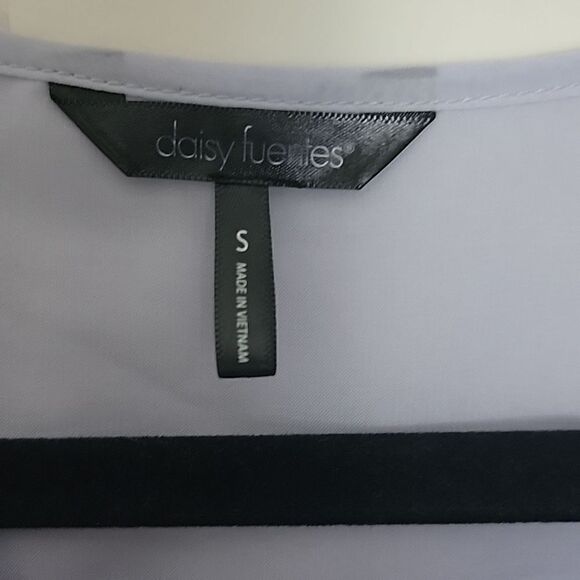 Lavender blouse  - Picture 3 of 5